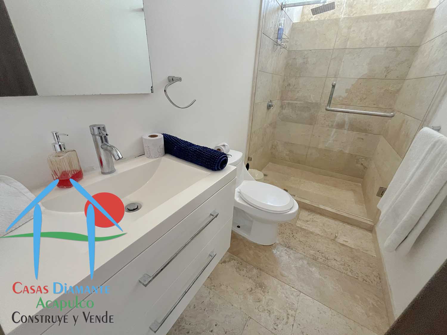 Armando's Le Club A 701 - Baño completo 1